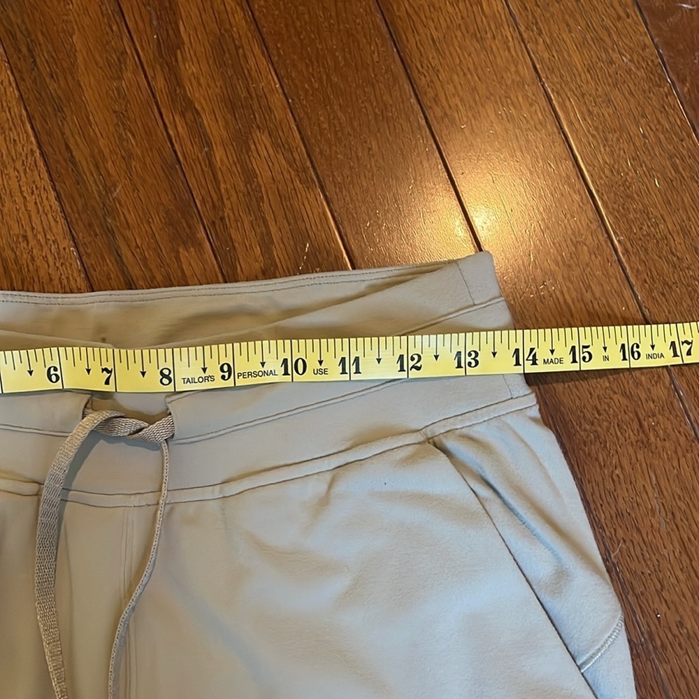 Lululemon | Ready to Rulu Jogger Pants‎ 29" in Trench Size 6 Loungewear Neutral - Picture 12 of 13